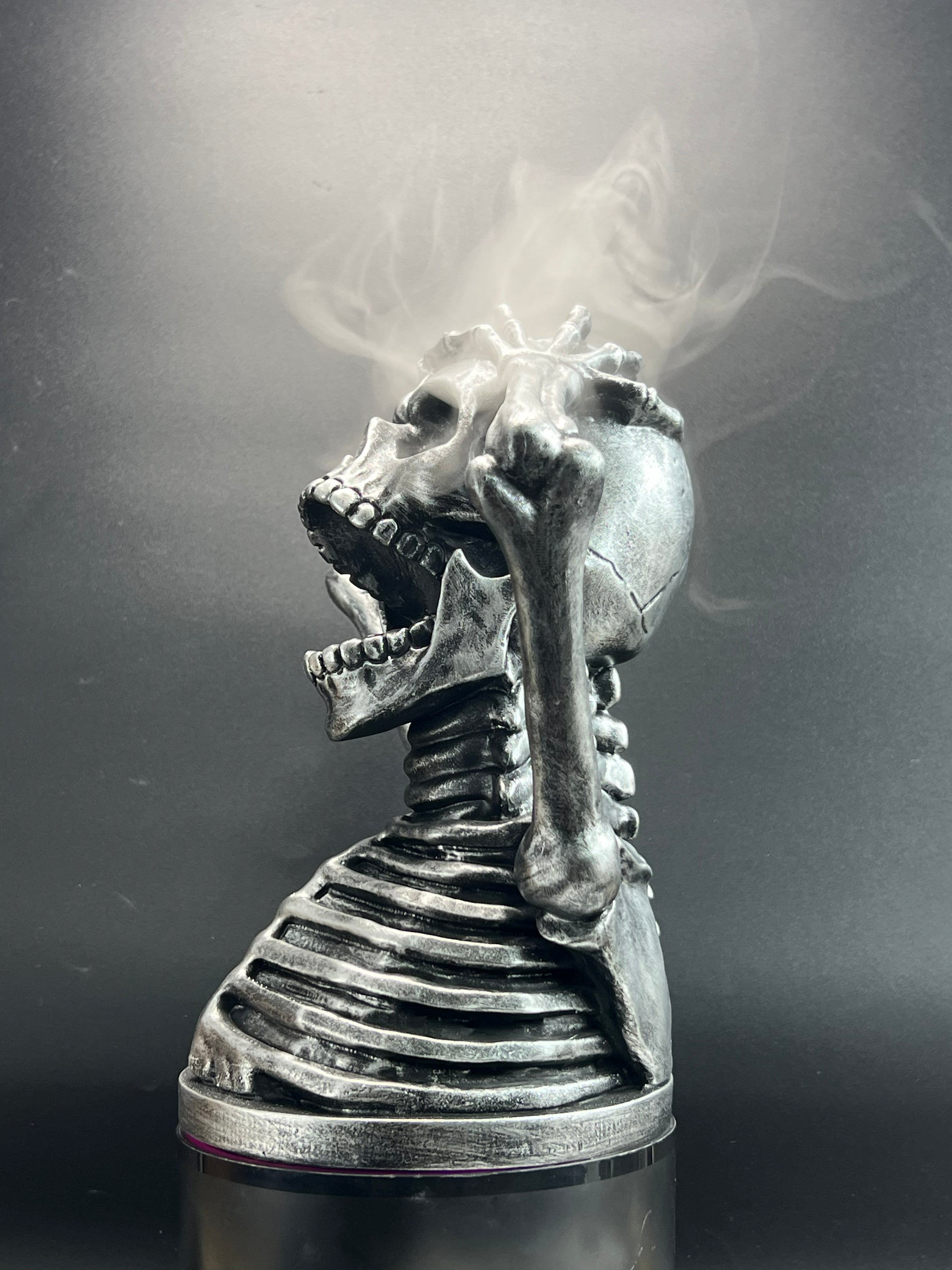 Loviss Nocturne Skull Diffuser | Lunar Silver
